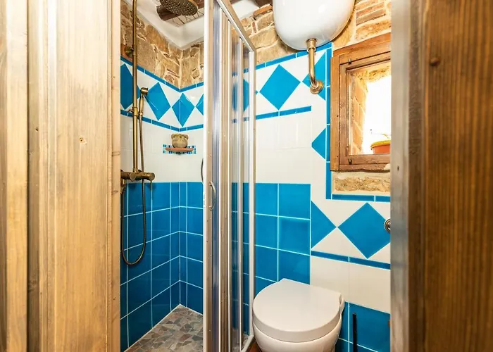 Sa Dommu De Su Maistru 'e Linna_sa Mola_ Lägenhet Baunei